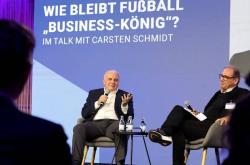 kaiyun中国网页版入口今晨英超传出新动向；拜仁慕尼黑单刀错失；管理层表态——态度坚定；轮换策略成焦点的简单介绍