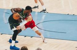 开云中国体育网页版登录关于NBA季后赛关键时刻走向成谜，尼斯战术微调，气氛紧张，控场能力受关注的信息